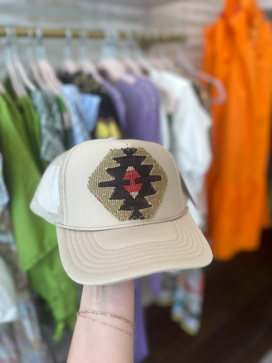 Beige/Red Trucker