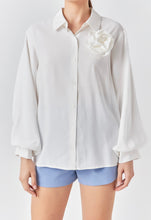 Load image into Gallery viewer, Corsage Collared Blouse
