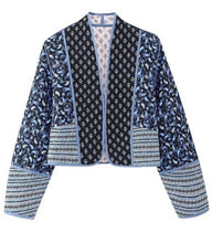 Load image into Gallery viewer, Paisley Print Reversible Jacket
